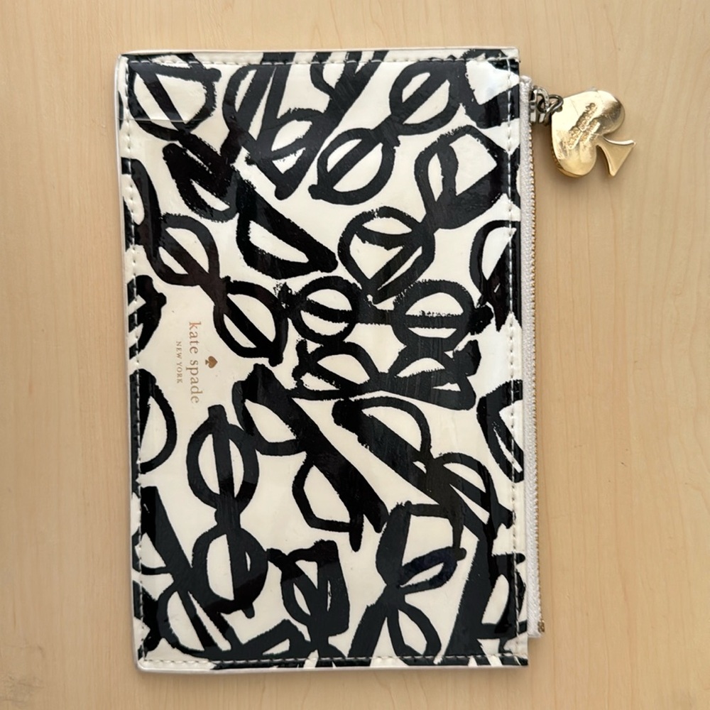 Kate Spade catch all envelope